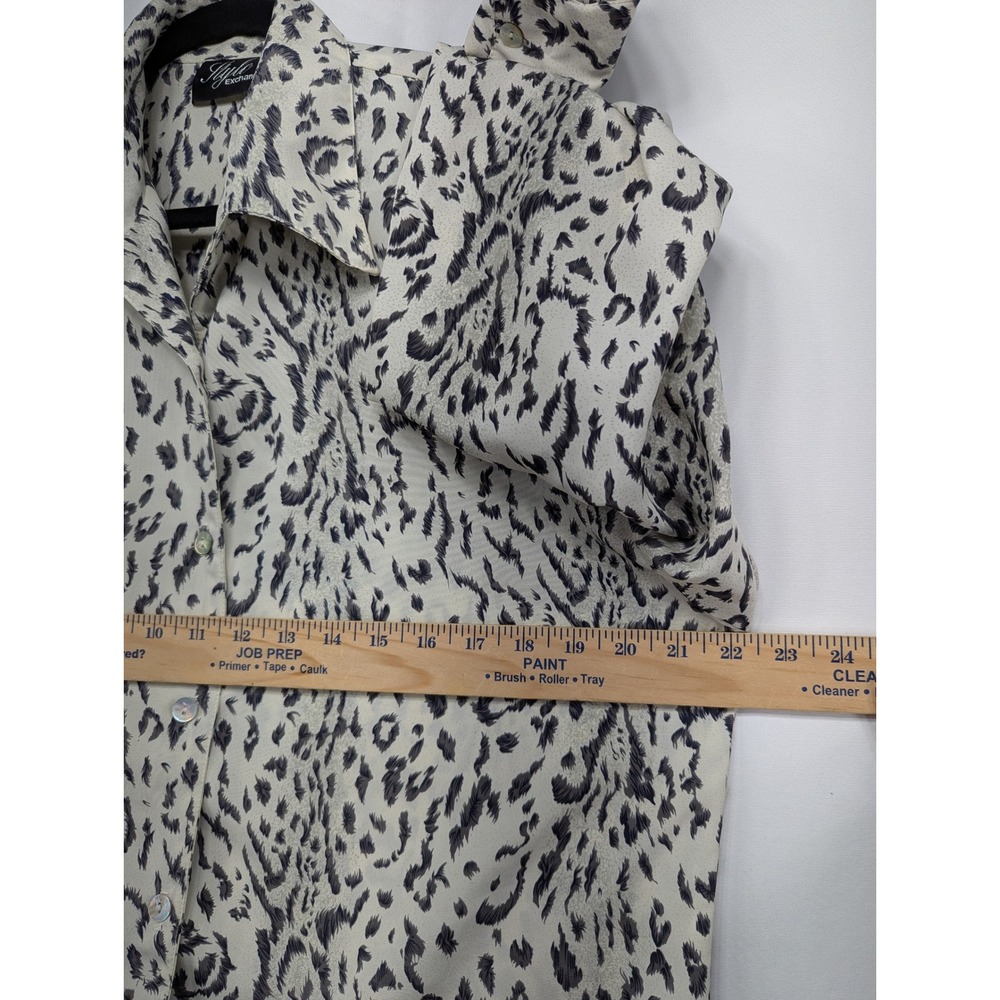 Style Exchange Womens Leopard Print Button Down Shirt Grey White Long Sleeve M - Picture 5 of 11